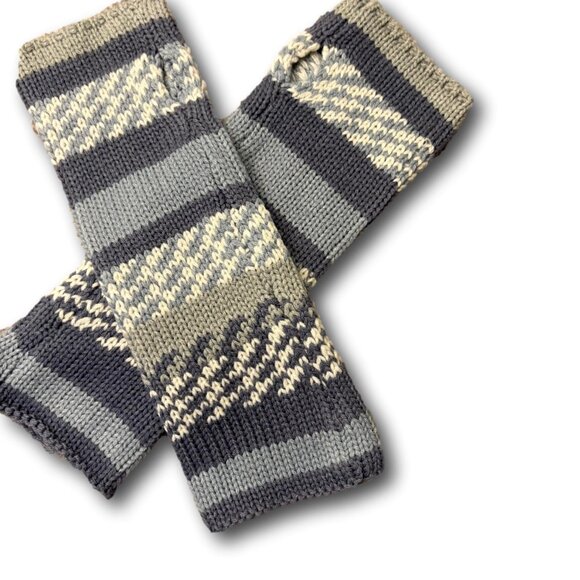 BOGO Knitted Arm Warmers with Thumb Holes - Picture 1 of 6